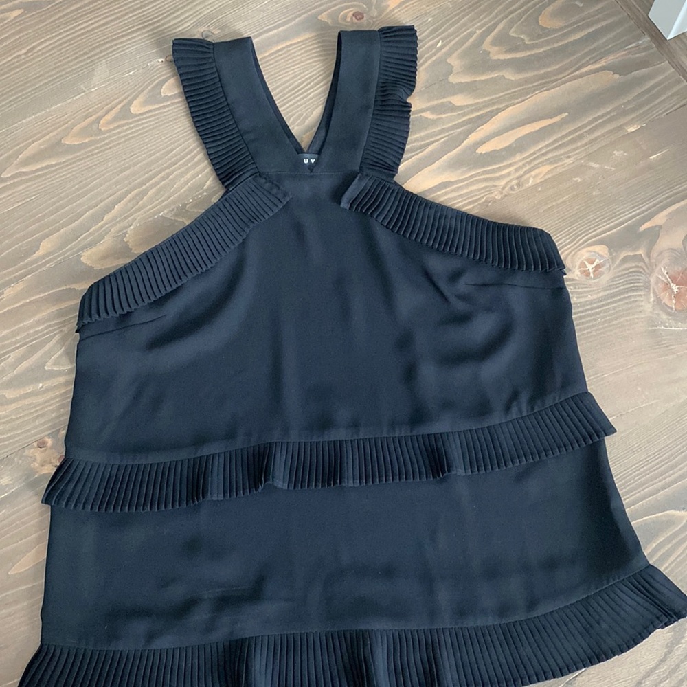 Black dressy tank top with ruffles. XS